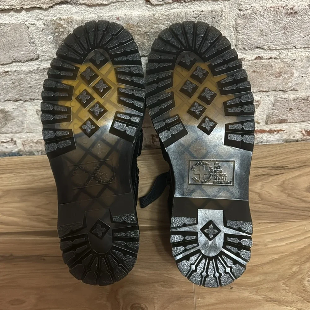 Doc Martens Zuma II boots - black, size 7. - Picture 8 of 11